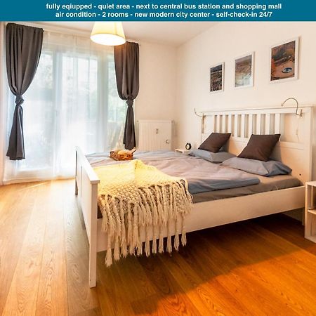 Quiet Apartment In New City Center, Nivy Bratislava Dış mekan fotoğraf